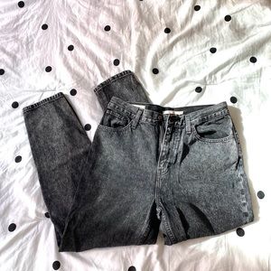 Levi’s acid wash mom jeans